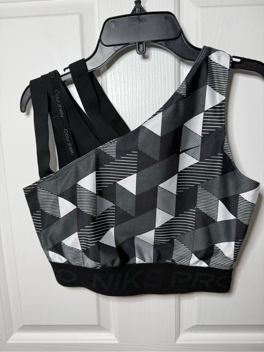 Nike Women's Black & White Geometric One-Shoulder Sports Bra